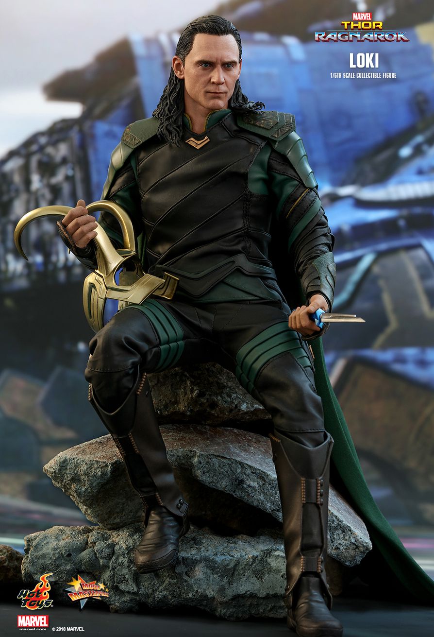 Loki  Sixth Scale Figure by Hot Toys  Thor: Ragnarok - Movie Masterpiece Series  