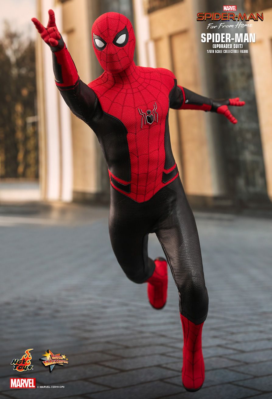 Spider-Man (Upgraded Suit)  Sixth Scale Figure by Hot Toys  Movie Masterpiece Series - Spider-Man: Far From Home